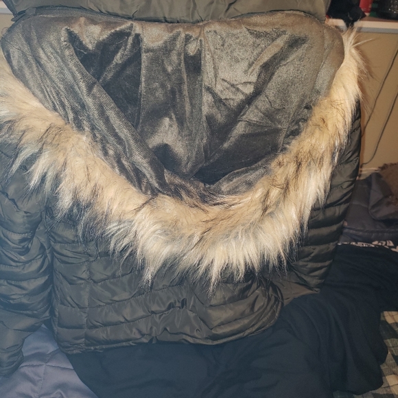 Coat - Picture 3 of 3